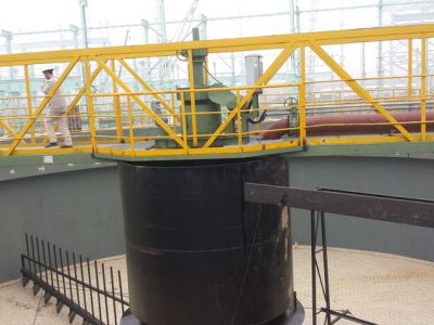 中心傳動(dòng)刮泥機(jī)